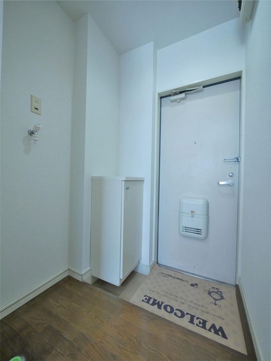 アップルハウス葉山の玄関