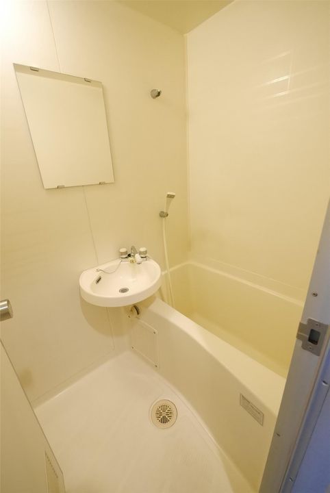 コンドミニアム北九大前の風呂