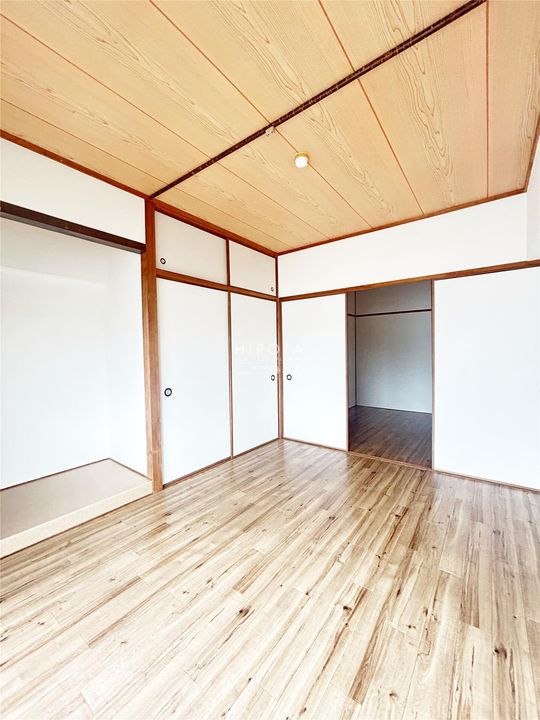 佐藤ビルの内装