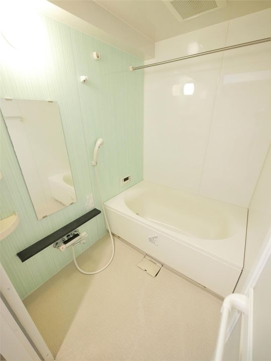 ファミール守恒の風呂