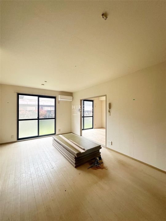 フロンティアSの内装