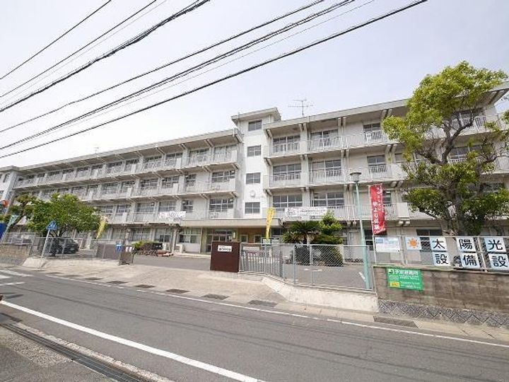エクセレントリッチ伊崎の周辺