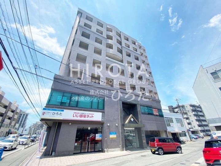 朝日イーストビルの外観