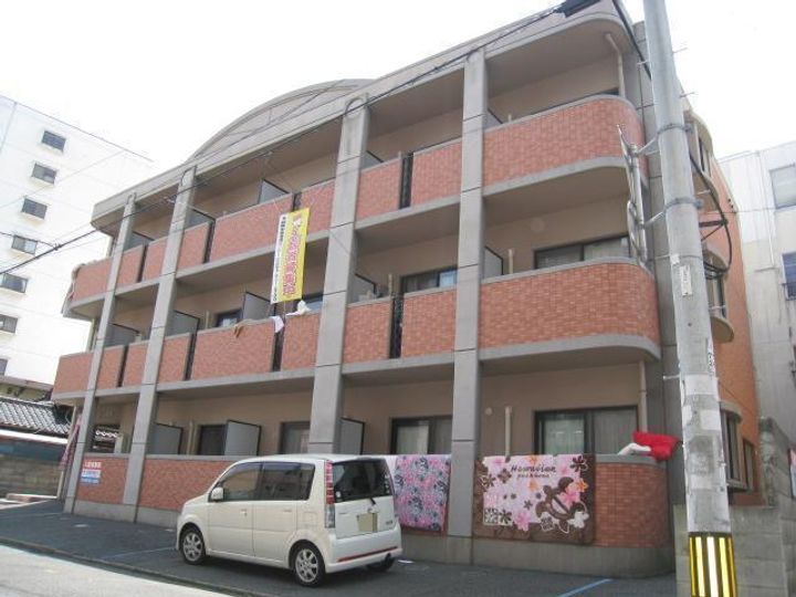 ニューライフ園田の外観