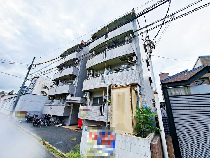 ピロ小倉の外観