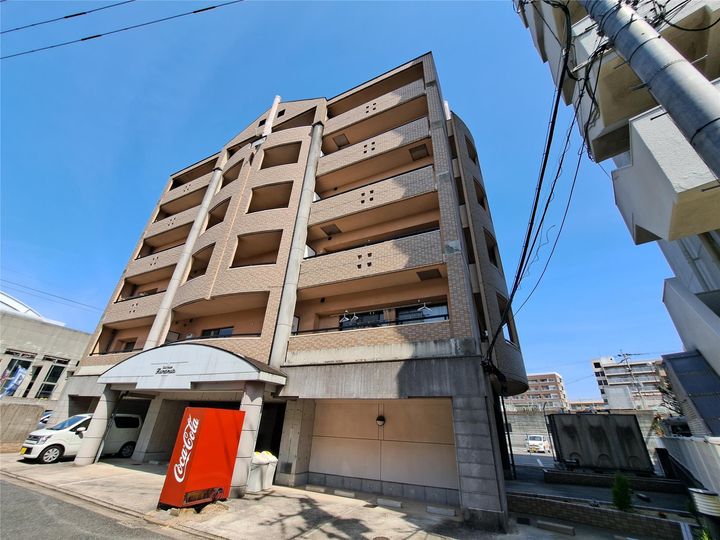 クラブハウス熊本の外観