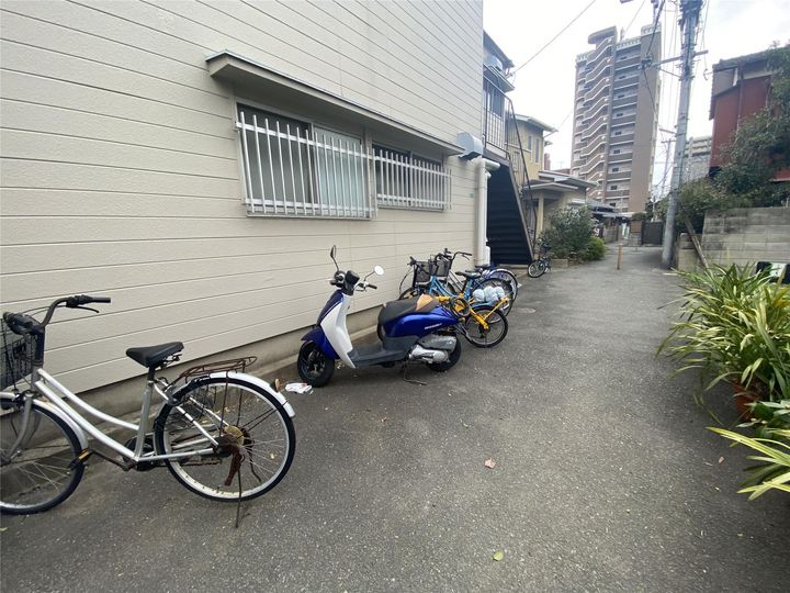 その他