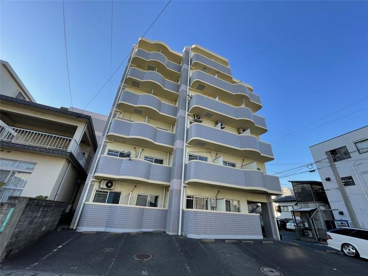 エヴァグレース小倉Ⅰの外観