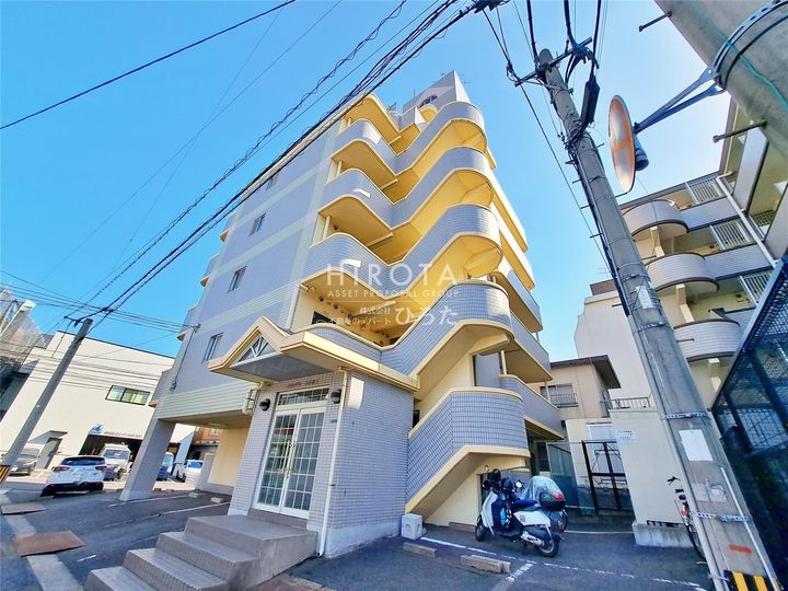 エヴァグレース小倉Ⅰの外観