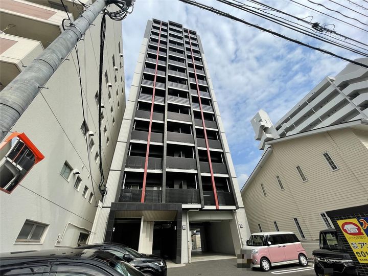 アクシオ片野の外観