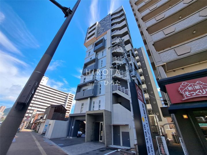 GALA PLATINUM COURTの外観