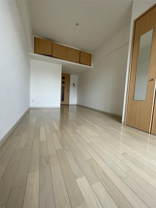 No.65 クロッシングタワーの内装