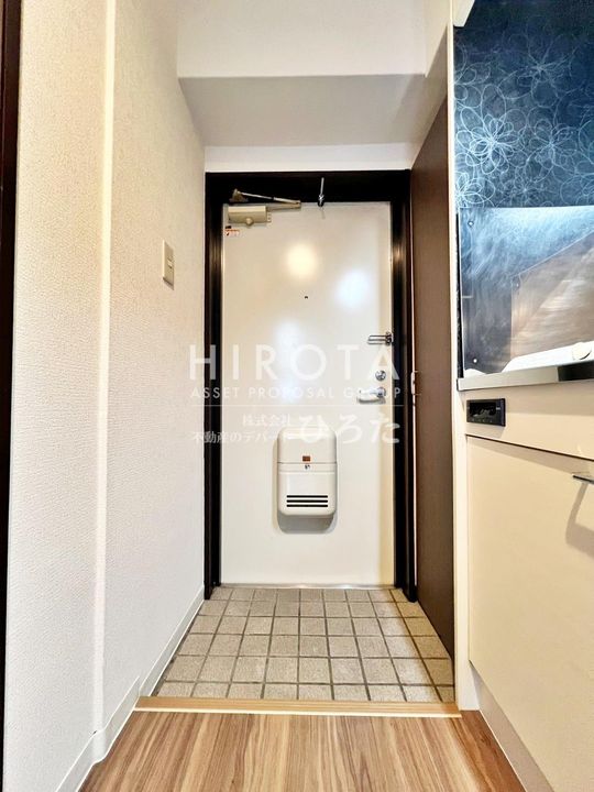 リファレンス片野の玄関