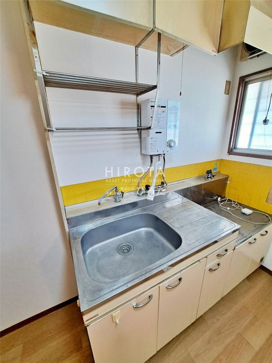 ヤングハイツ三郎丸のキッチン