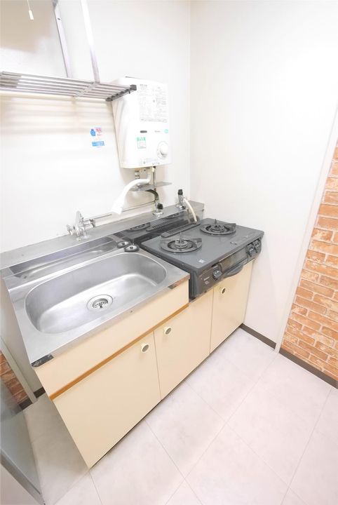 片野タカケンビルのキッチン