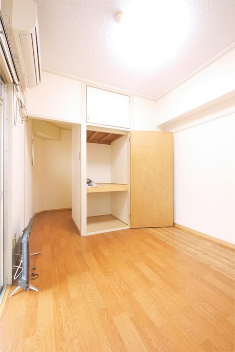 片野タカケンビルの内装