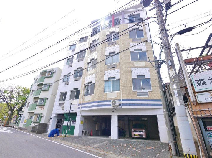 クレスト黒崎の外観