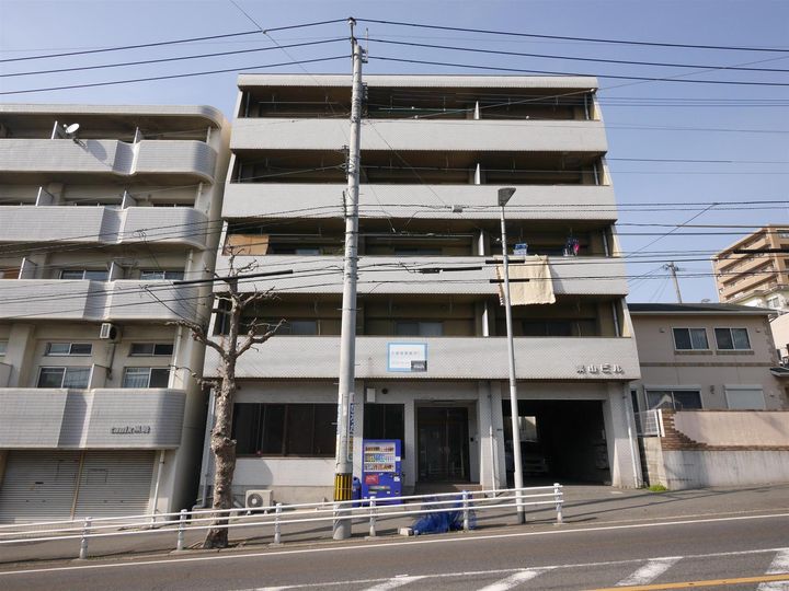 八千代葉山ビルの外観