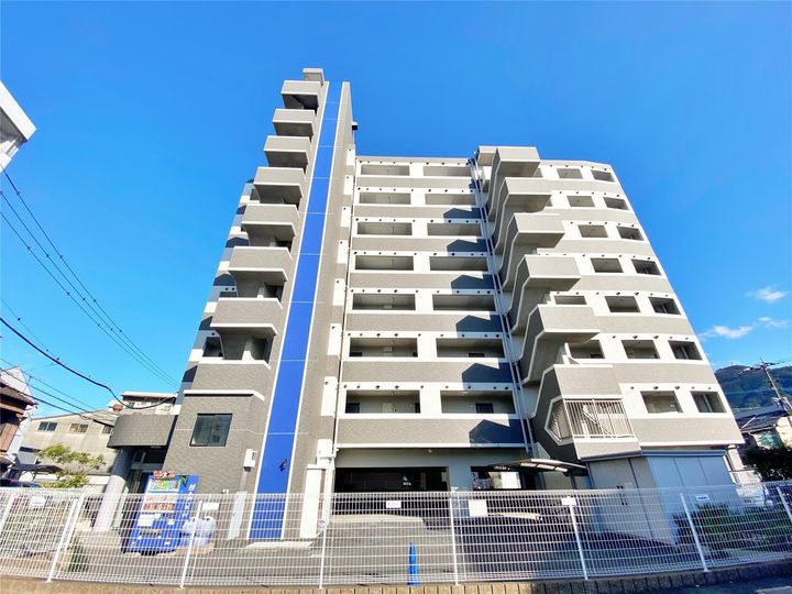 サンピア紅梅の外観