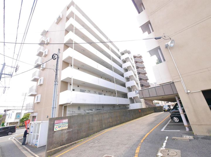 メゾンドポラリスの外観