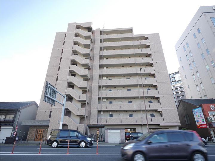 セレスタイト黒崎の外観