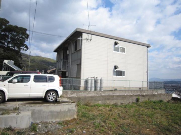 ハイツミハラの外観