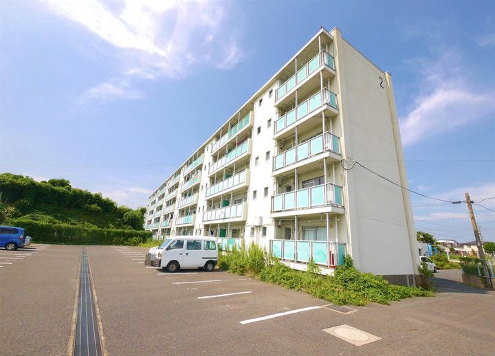 ビレッジハウス若松2号棟の外観