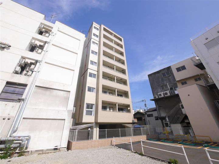 ラグーナ黒崎の外観