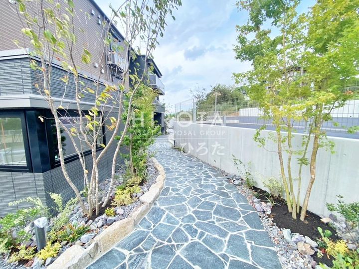 シャーメゾン西鳴水の外観