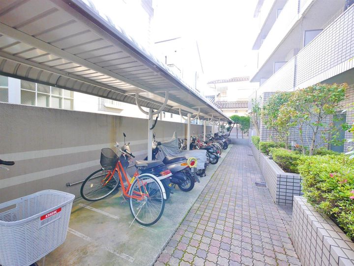 ラ・レジダンスド・サントゥール 208号室のその他画像