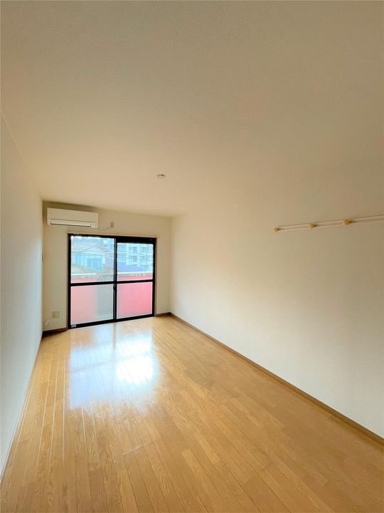 SUNハイツ岡田の内装