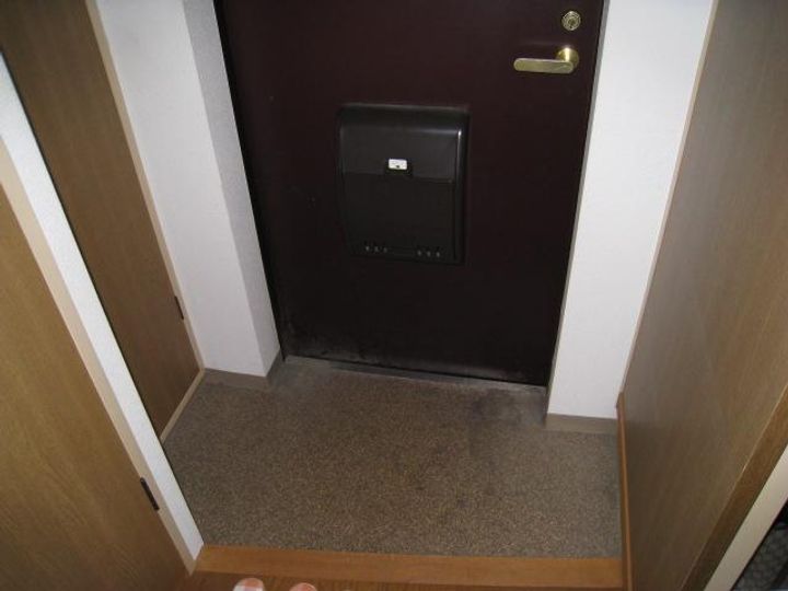 サンピア紅梅の玄関