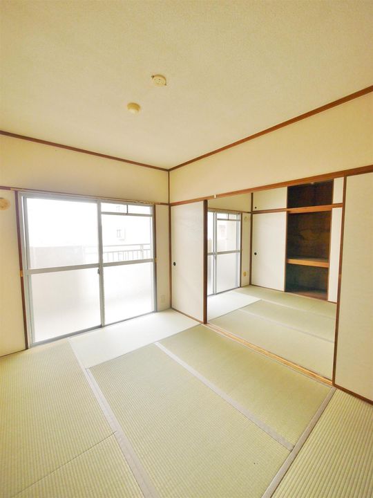 サンシャインビル黒崎の内装