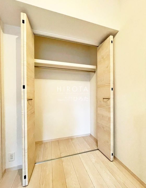 コンダクトレジデンスJINNOHARUの内装