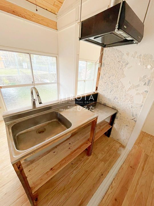 福岡県北九州市若松区大字小竹(一戸建)の賃貸物件のキッチン