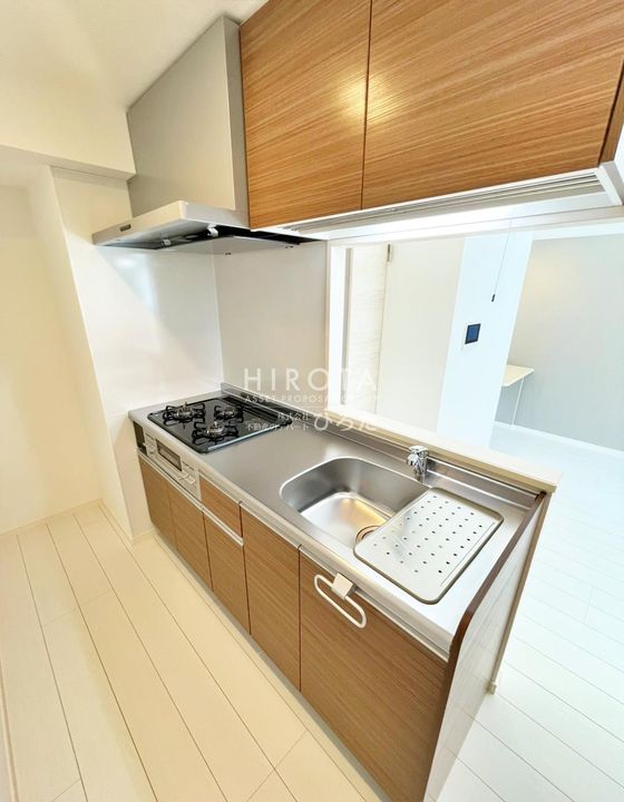 コンダクトレジデンスJINYAMAのキッチン