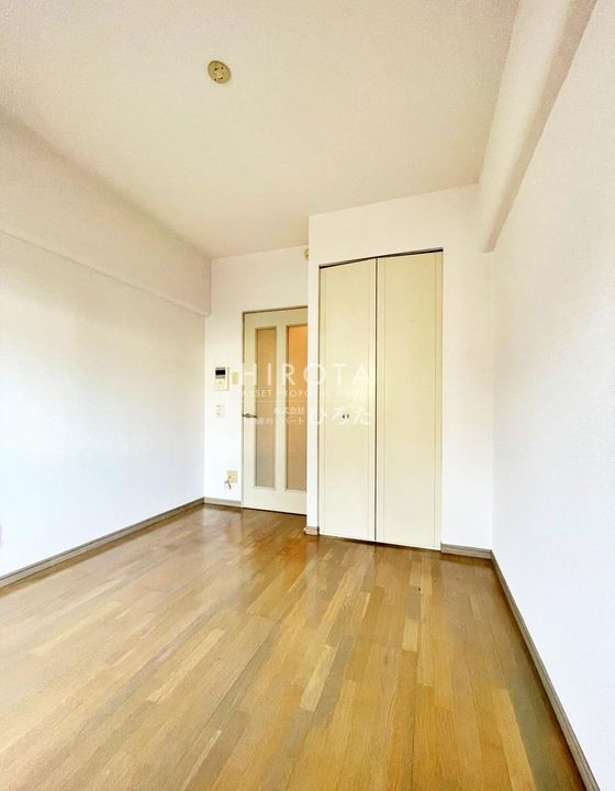 ラ・レジダンスド・サントゥール 208号室の内装