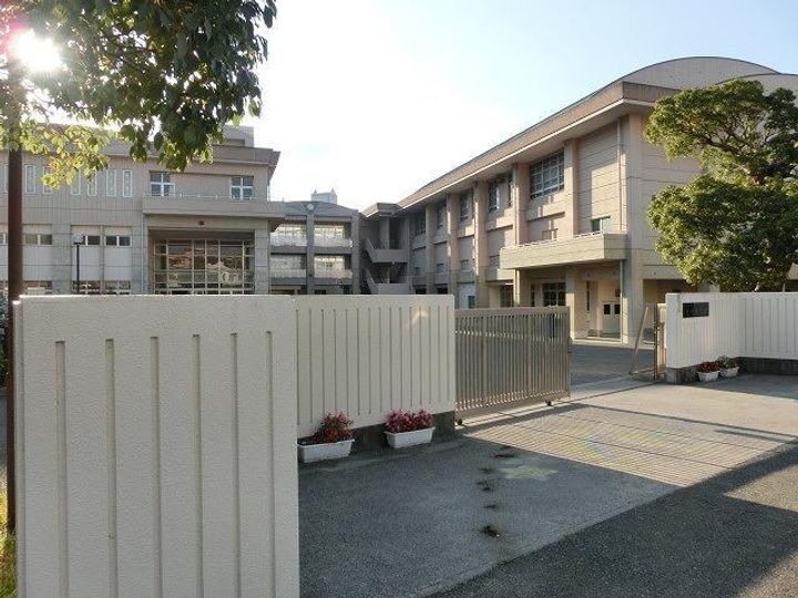 グランシャリオ東鳴水の周辺