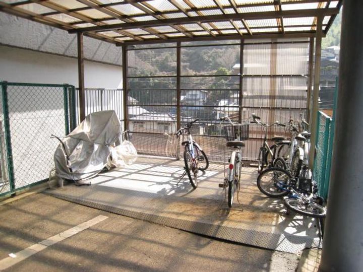 シャルダン中尾のその他画像