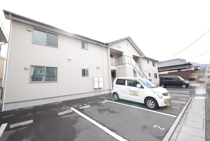 プチメゾン石坪町Ⅱの外観