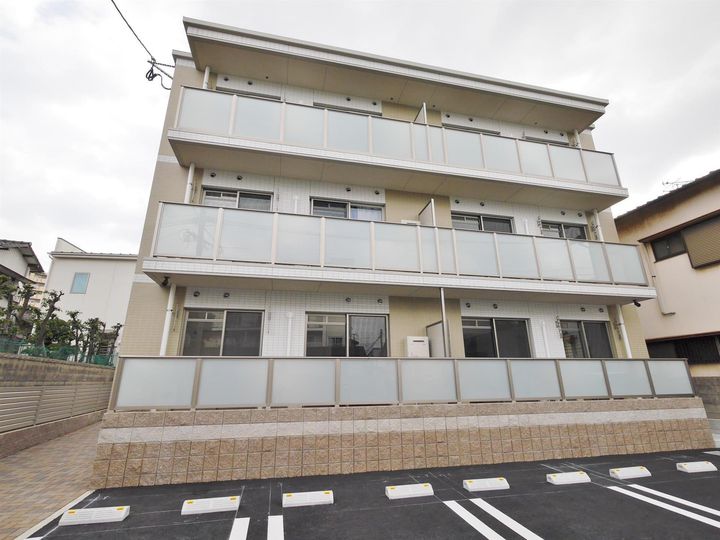 ステラZENの外観