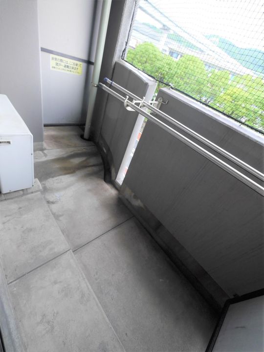 第13エルザビルの内装