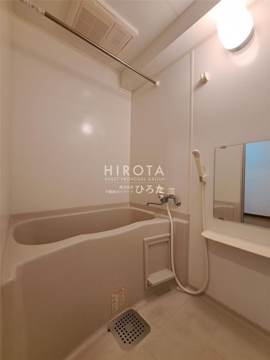 ホワイトバレー八幡駅前の風呂