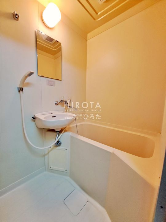 メゾンマキシムの風呂