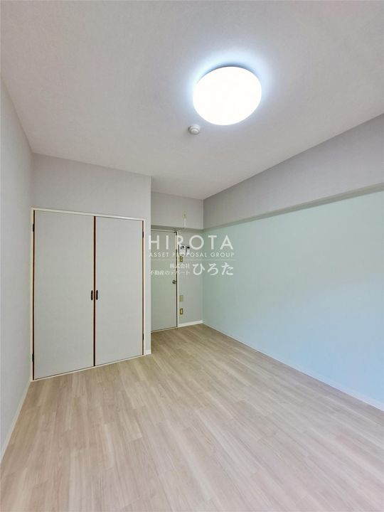 メゾンマキシムの内装