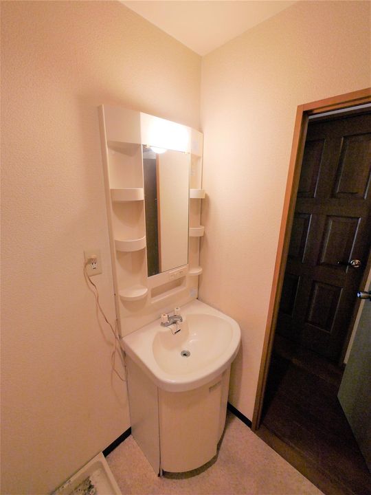 シャルダン中尾のその他画像