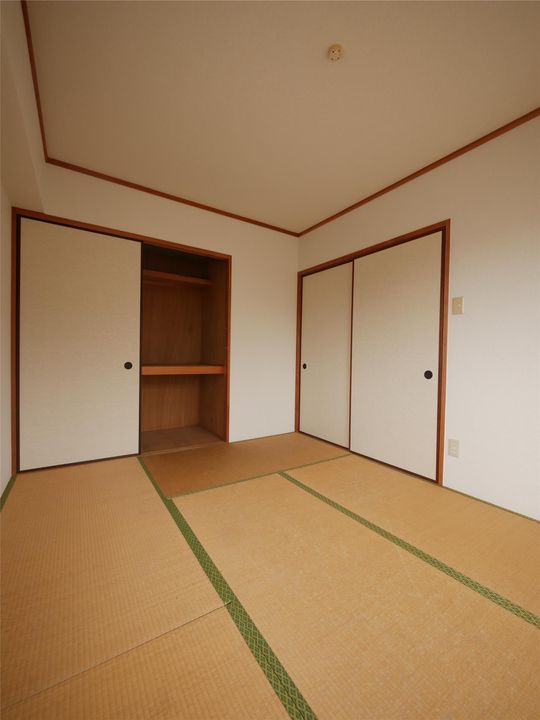 アルゴヴィラージュ高峰の内装
