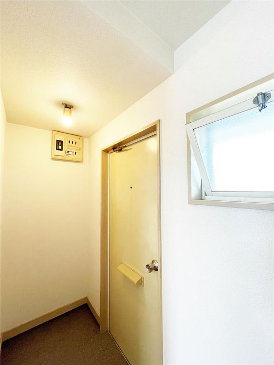 シティベール八王寺の玄関