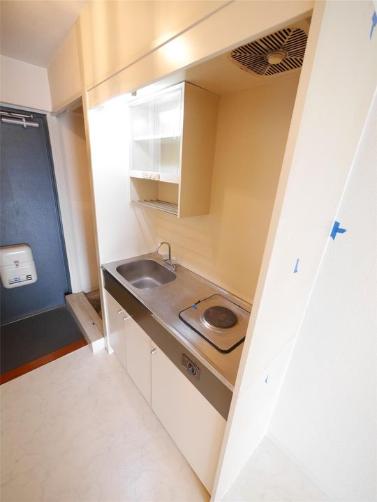 PLEAST枝光のキッチン