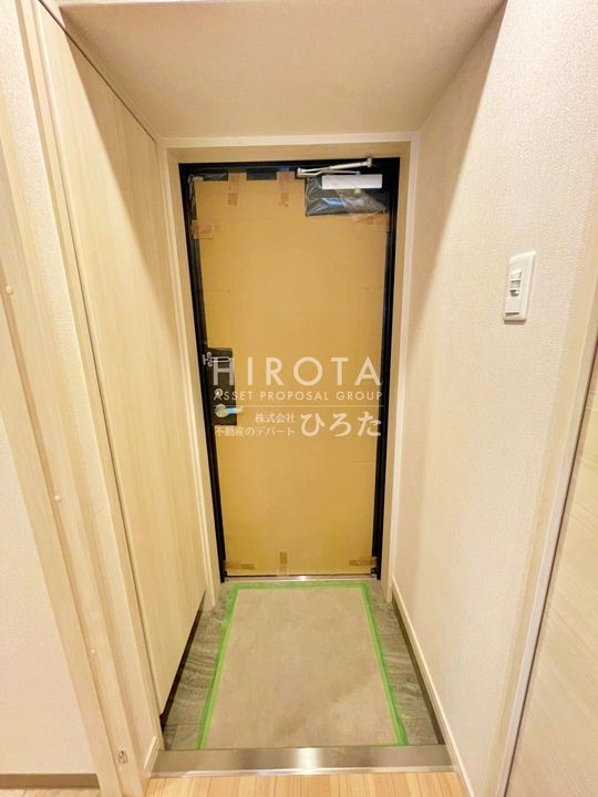 ウイングス西本町の玄関